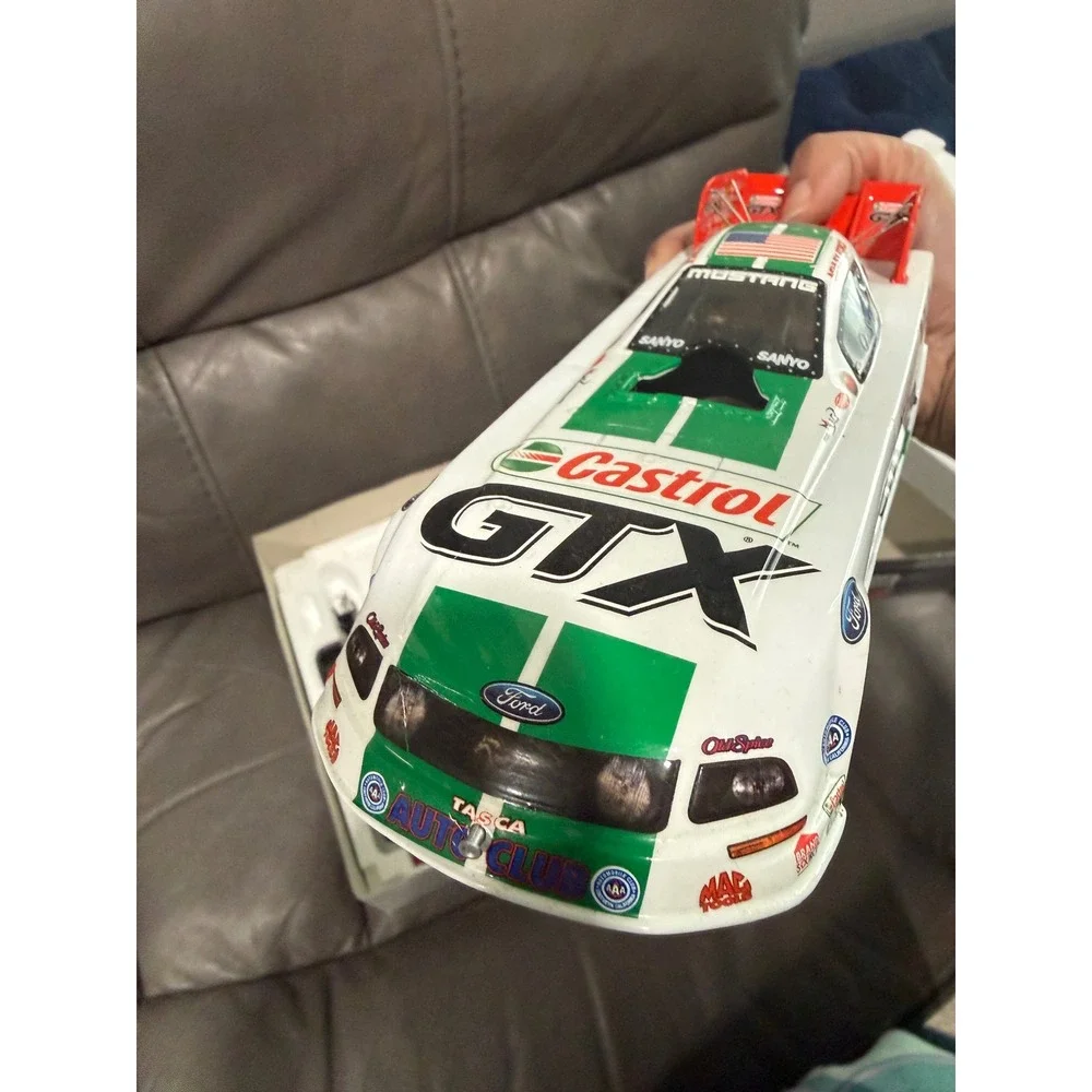 Action NHRA Ashley Force Castrol GTX Ford Mustang Funny Car 1:24 Diecast Limited